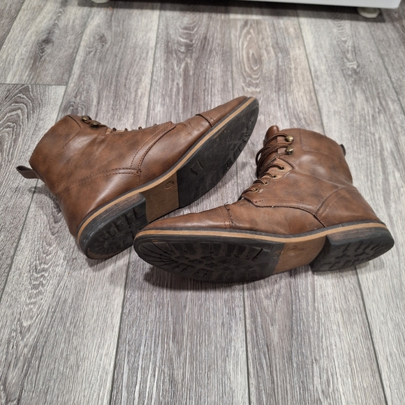 Men's Faux Leather Brown Boots, Size 11 - Picture 5 of 8